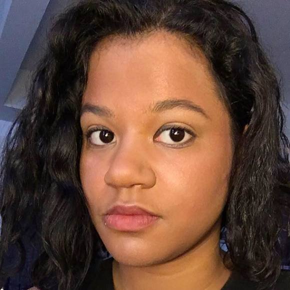 Meet your Posher, Dani - Picture 1 of 1